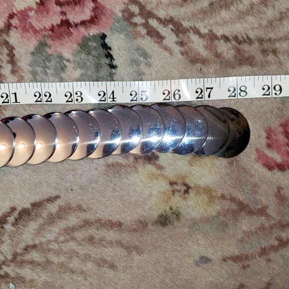 VNTG Disc Chain Silvertone Metal Concho Elasticated Belt - Picture 5 of 6